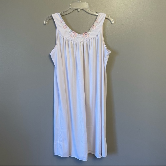 Miss Elaine Nightgown Sleeveless Pink floral Medium Nylon feminine romantic - Picture 1 of 7